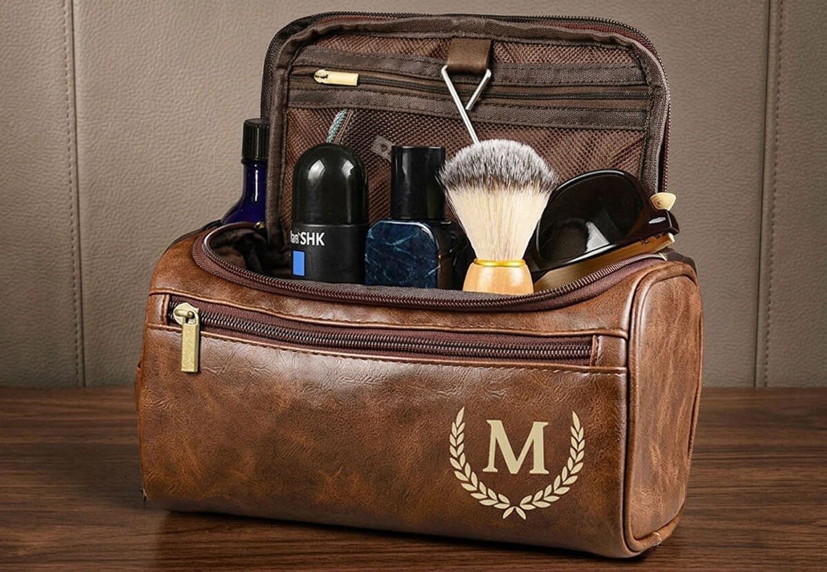 Custom Toiletry Bag — photo 5
