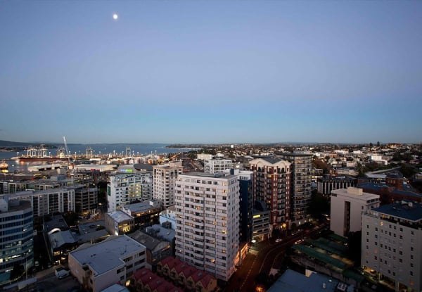 One-Night 4.5 Star Auckland Stay for Two in a Penthouse Apartment incl. Buffet Breakfast, $75 Food & Beverage Credit, In-Room Minibar & Car Parking — photo 3