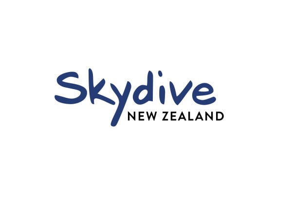 10,000ft Tandem Skydive near Mt Cook from $314.60 per Person — photo 2