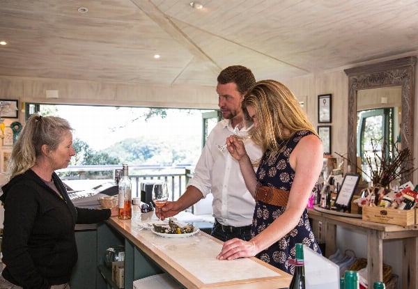 Waiheke Gourmet Food & Wine Tour with Vineyard Lunch - $341.96 per Adult