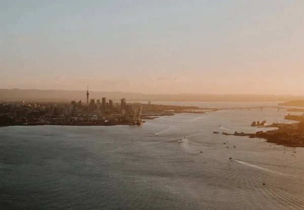 Auckland City & Volcanoes 15-Minute Helicopter Flight for Two - $629.20 — photo 6