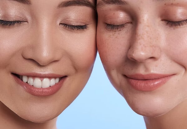 60-Minute Luxury Hydroderm Facial Treatment with Complimentary Hot Honey, Ginger & Chocolate - Option for 90-Minute Treatment with Massage — photo 3