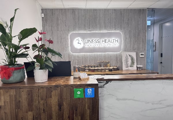 30-Minute Cupping Therapy Session at Uness Health — photo 3