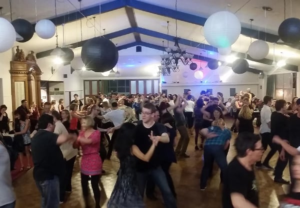 Five Beginner Ceroc Modern Jive Dance Classes — photo 4