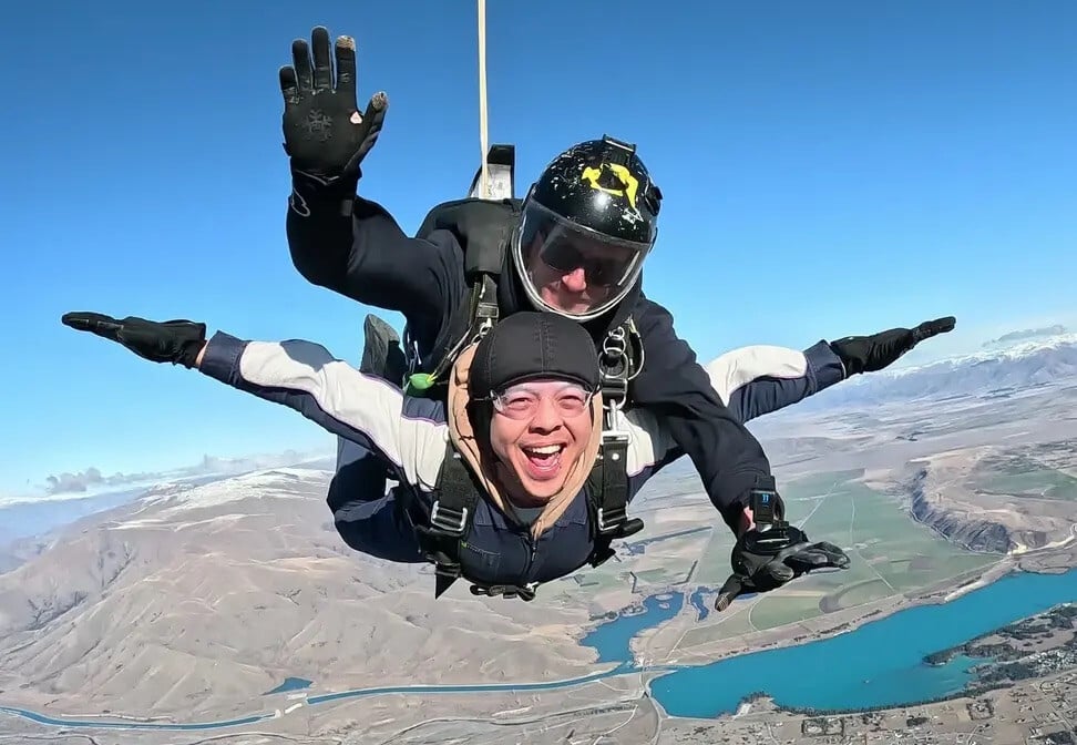 10,000ft Tandem Skydive near Mt Cook from $314.60 per Person
