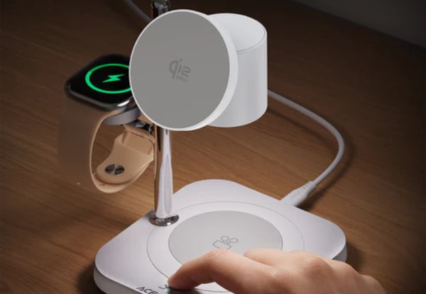Acefast 32.5W Qi2 Premium 3-in-1 Magnetic Wireless Charger with Night Ambient Light — photo 2