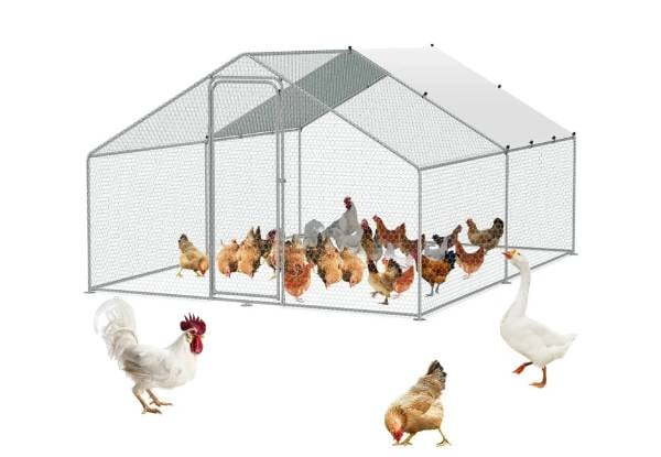 Large Chicken Coop with Roof Cover