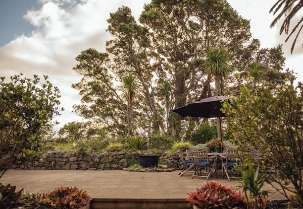 One-Night Midweek Raglan Getaway for Two People in an Apartment incl. Late Checkout & Wifi — photo 7