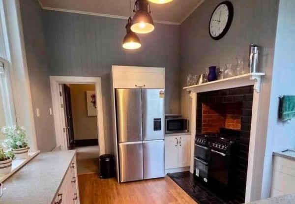 One-Night Lawrence Otago Stay for Two or up to Six Guests incl. Continental Breakfast at The Historical Bank House — photo 8