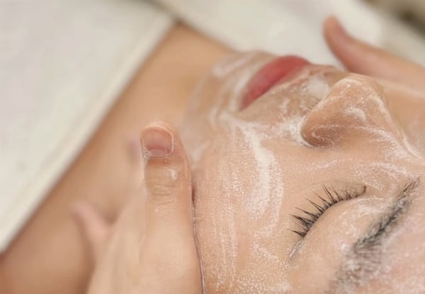 Relax with a 60-Minute Facial GuaSha Uness Health - Option for Classic Facial Spa — photo 6