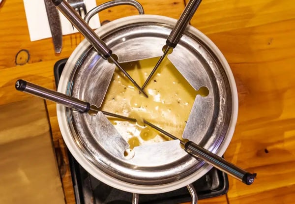 Cheese or Chocolate Fondue Experience for Three to Four People — photo 6