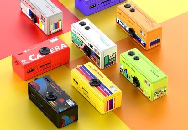 Retro HD 12MP Vintage Mini Digital Camera Black — photo 2