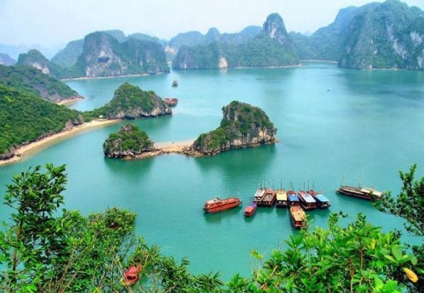 Per-Person, Twin-Share 10-Day North to South Vietnam Package incl. Breakfasts, Accommodation, Transportation, Halong Bay Cruise, Domestic Flights, Sightseeing & More - Option for Three, Four & Five Star Accommodation Packages — photo 5