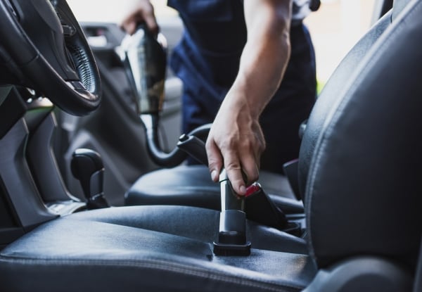 45-Minute Professional Car Hand Wash for Cars, SUVs, Vans & 4x4s - Options for 1.5-Hour Dynamic Pro Wash, 2.5-Hour Interior Makeover, 3.5-Hour Dynamic Deluxe Wash, or 4-Hour Dynamic Super Deluxe Wash — photo 3