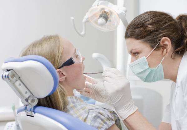 Dental Check-Up Package incl. Examination, X-Rays, Scale & Polish — photo 4