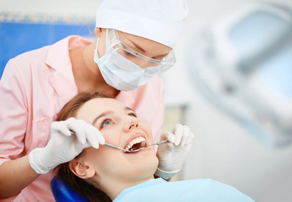 Single Tooth Simple Extraction or One Surface Filling incl. a Consultation, X-Ray, Local Anaesthetic & Post-Op Care — photo 3