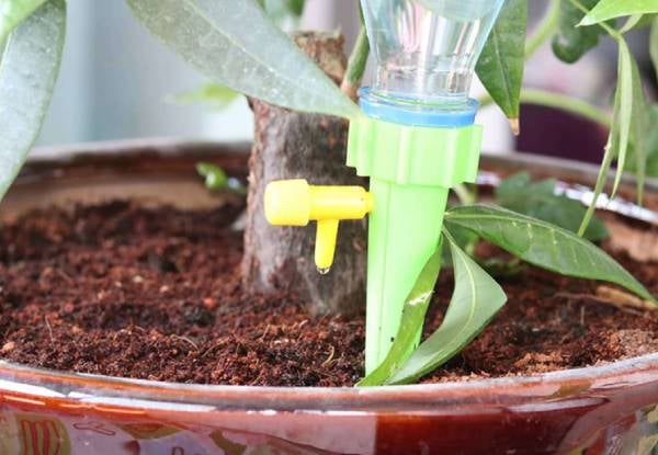Six-Piece Automatic Drip Irrigation Watering Device — photo 4