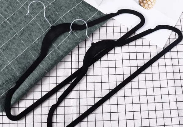 50-Piece 45cm Velvet Hangers - Available in Three Colours — photo 4