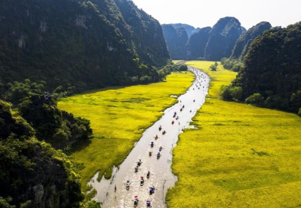 Per-Person, Twin-Share 8-Day North to South Vietnam Package incl. Breakfasts, Accommodation, Transportation, Guided Tours, Domestic Flights, Sightseeing & More - Option for Three, Four & Five Star Accommodation Packages — photo 4