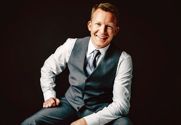 $50 for Two Tickets to The Kingslander Comedy Night Featuring Simon McKinney incl. a Dozen Buffalo Wings — photo 3
