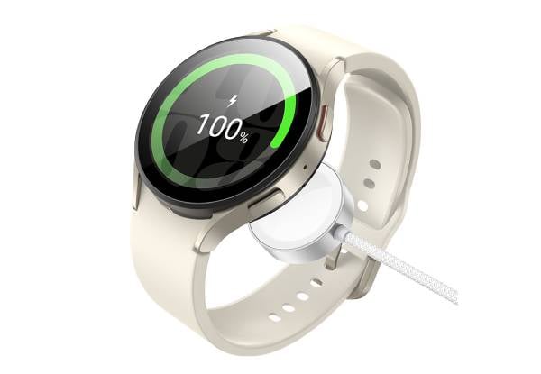 Titan Premium Wireless Charger Compatible with Apple & Samsung Watch 1.2m — photo 4