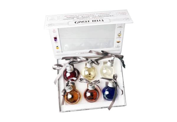 Gin Filled Christmas Baubles — photo 3