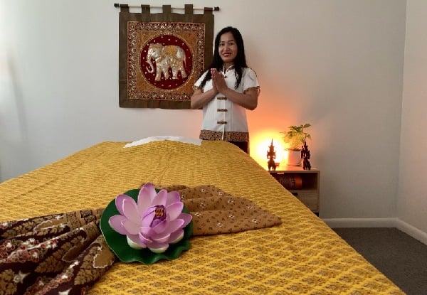 Premium Couples Massage Package Incl. Massage, Hot Stone Therapy & Ginger Tea - Options for 60-Minute or 90-Minute — photo 5