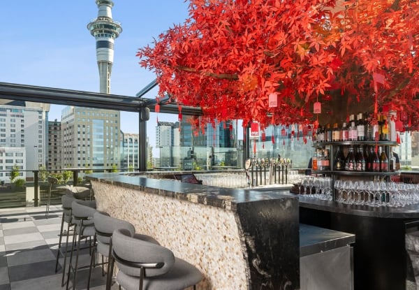 One-Night Standard Room Stay for Two at Radisson Red incl. Breakfast, Bottle of Wine & VIP Room Amenities & $50 Dining Credit at 33South Restaurant & Bar - Option for Two-Night Stay - Valid for Stays from April to September 2027 — photo 8