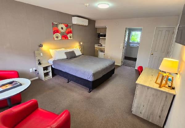 One-Night Stay at Carramar Motor Inn Palmerston North for Two People - Option for Executive Studio or Executive Suite — photo 2
