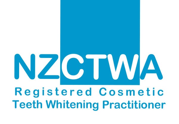 90-Minute Ultimate Teeth Whitening Session at Lovelysmiles Wellington CBD — photo 6