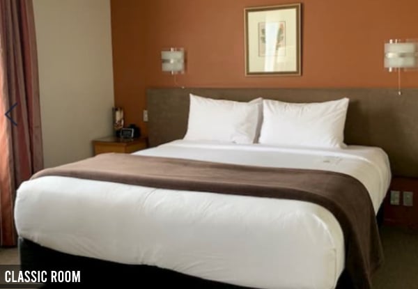 1-Night 4-Star Inclusive Hanmer Springs Getaway for 2 incl. Entry to Thermal Pools, Breakfast, Late Checkout & Free Parking - Family Options Available incl. 2-Course Dinner & Welcome Drinks - Options for up to 3 Nights - Valid Sunday to Thursday — photo 4