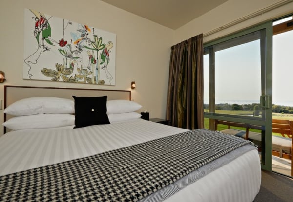 Two-Night Koura Bay Golf Resort Spring Special - Kaikoura Stay for Two People in a Studio Room - incl. Breakfast Pack & Unlimited Green Fees — photo 2