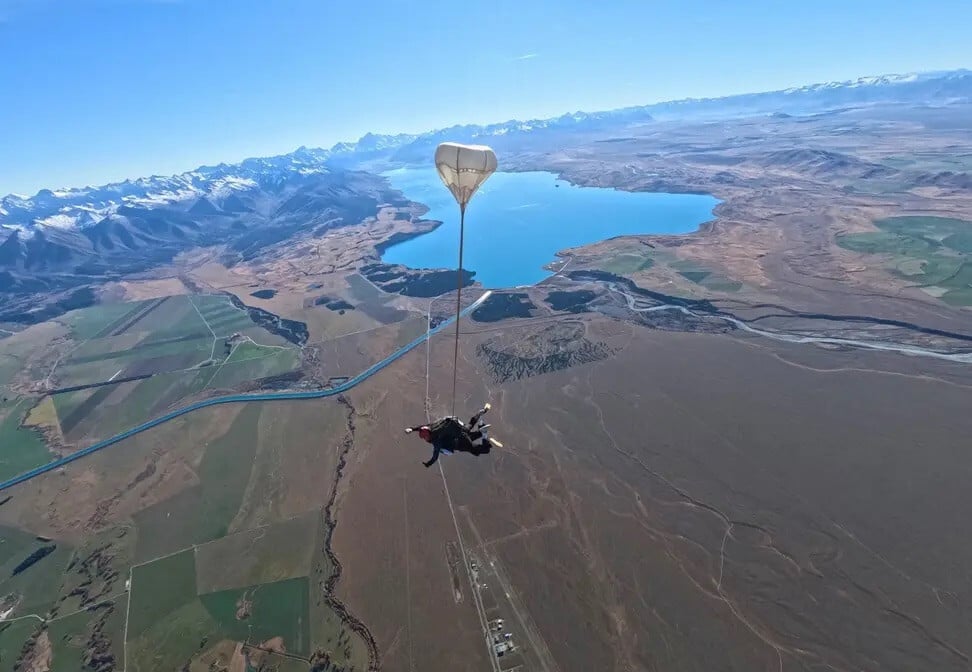 10,000ft Tandem Skydive near Mt Cook from $314.60 per Person — photo 6